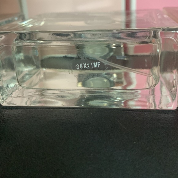 Ralph Lauren Romance and Beyond Romance. 3.4 oz. Authentic. New with box damage. - Picture 4 of 5